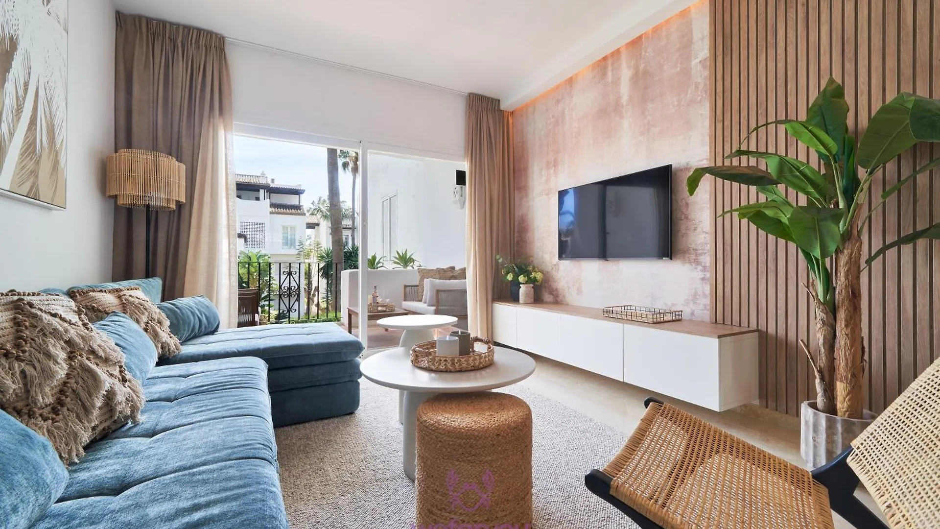 Weforyou Costalita 2 Bedrooms إِستيبونا 0*,